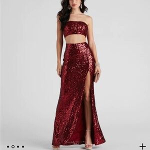 NWT Windsor Yasmina formal cutout sequin dress burgundy size S